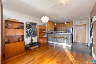 Photo #6: 425015415 Listing 