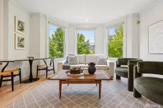 Photo #5: 425015626 Listing 