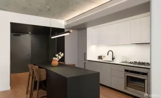 Photo #2: 425016100 Listing