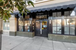 Photo #2: 425016103 Listing