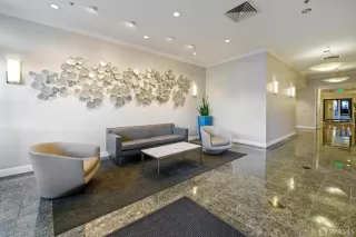 Photo #3: 425016103 Listing