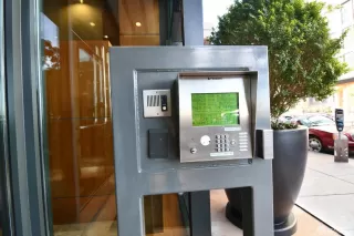 Photo #5: 425016187 Listing