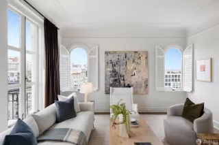 Photo #6: 425016930 Listing