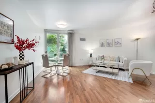 Photo #2: 425016931 Listing