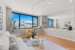 Photo #2: 425017371 Listing 