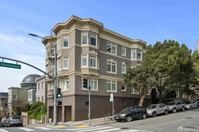 MLS: 425018277 Condo For Sale