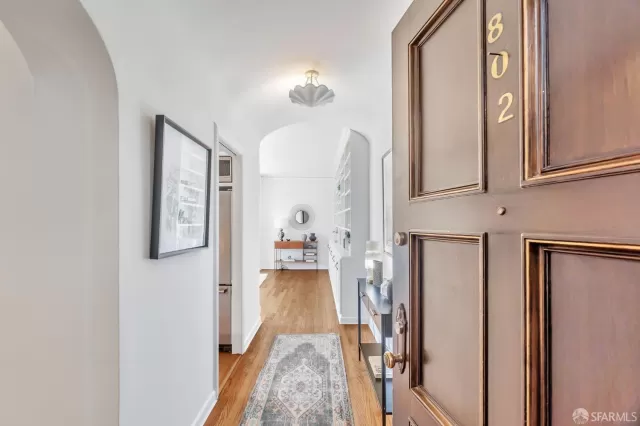 MLS: 425018380 Condo For Sale