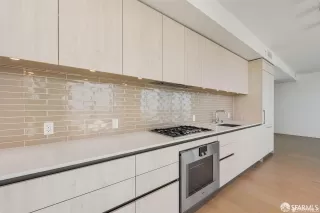 Photo #4: 425018505 Listing