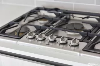 Photo #5: 425018505 Listing