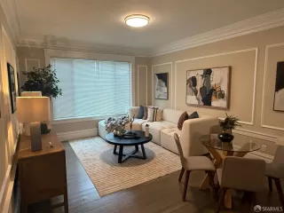 Photo #2: 425018609 Listing 