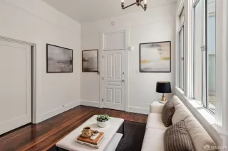 Photo #3: 425018627 Listing 