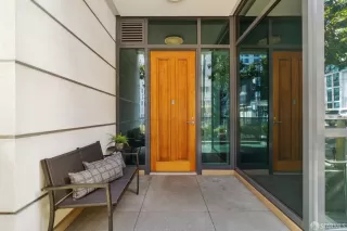 Photo #6: 425018765 Listing