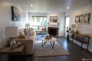 Photo #1: 425019121 Listing 