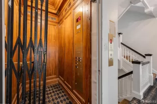 Photo #3: 425019383 Listing