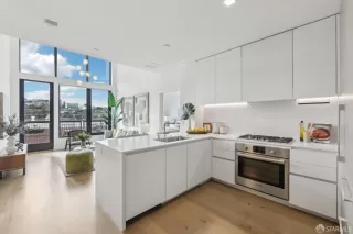 Photo #6: 425019616 Listing