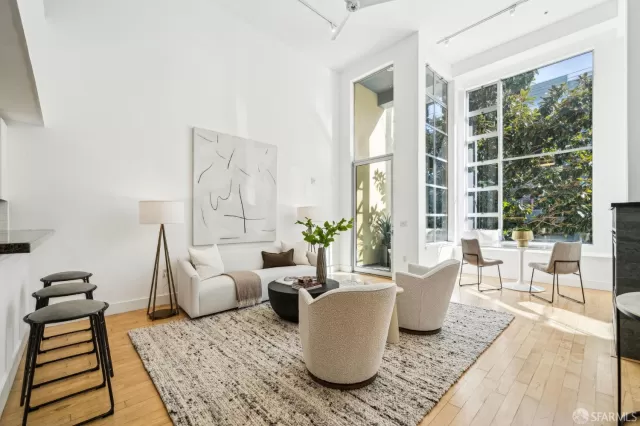 MLS: 425019736 Condo For Sale