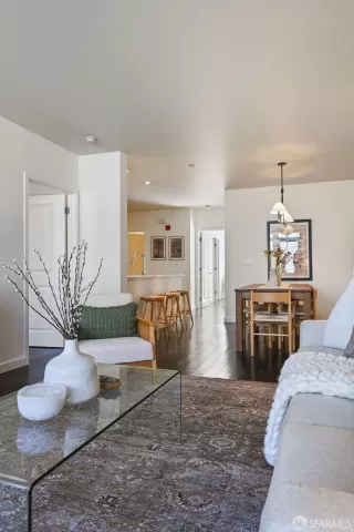 Photo #6: 425019909 Listing 