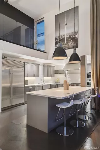 Photo #5: 425020174 Listing