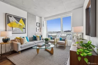 Photo #3: 425020212 Listing 