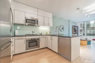 Photo #3: 425020817 Listing 