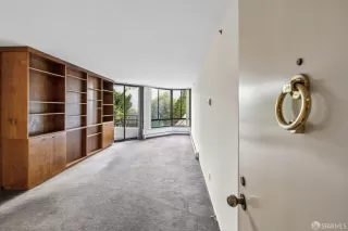 Photo #6: 425020854 Listing 