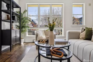 More Details about MLS # 425021027 : 200 29TH STREET #2