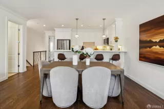 Photo #5: 425021027 Listing