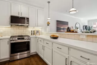 Photo #6: 425021027 Listing