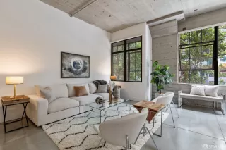 Photo #5: 425021501 Listing