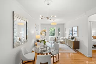 Photo #5: 425021592 Listing