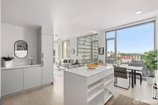 Photo #5: 425021906 Listing 