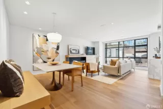 Photo #3: 425022148 Listing