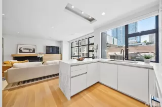 Photo #4: 425022148 Listing