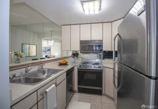 Photo #4: 425022351 Listing 