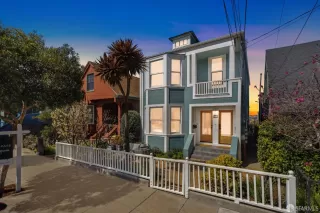 Photo #1: 425022409 Listing 