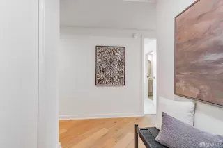 Photo #4: 425022820 Listing