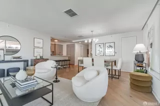 Photo #6: 425022820 Listing