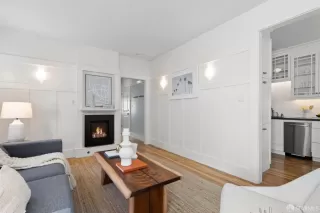 Photo #5: 425023042 Listing