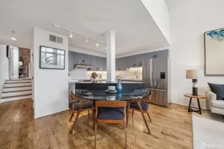 Photo #5: 425023262 Listing 