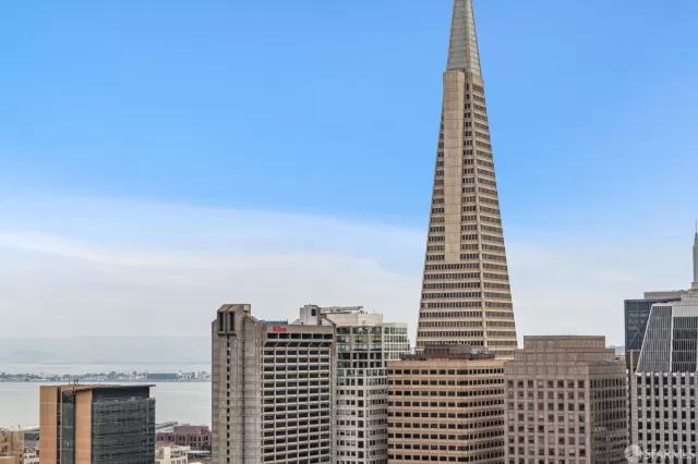 MLS: 425023297 Condo For Sale