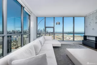 Photo #5: 425023426 Listing 