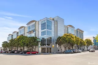 Photo #6: 425023488 Listing