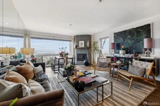 Photo #3: 425023766 Listing