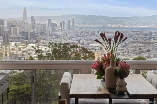 Photo #6: 425023766 Listing