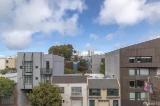 Photo #5: 425024399 Listing 