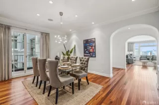 Photo #3: 425024443 Listing