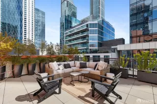 Photo #1: 425024548 Listing 