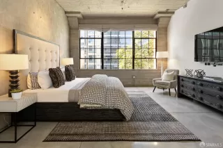 Photo #5: 425024642 Listing