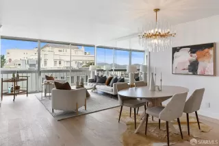 Photo #3: 425024648 Listing 