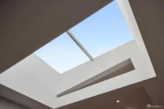 Photo #6: 425024938 Listing